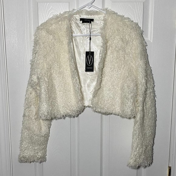 Vertigo Sweaters - Vertigo Faux Fur Cropped Shrug White Size Large